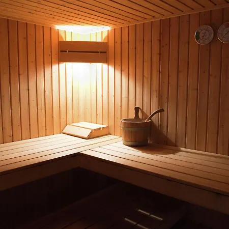 Spacious Cottage With Sauna In Lib Mont Holiday home Waimes